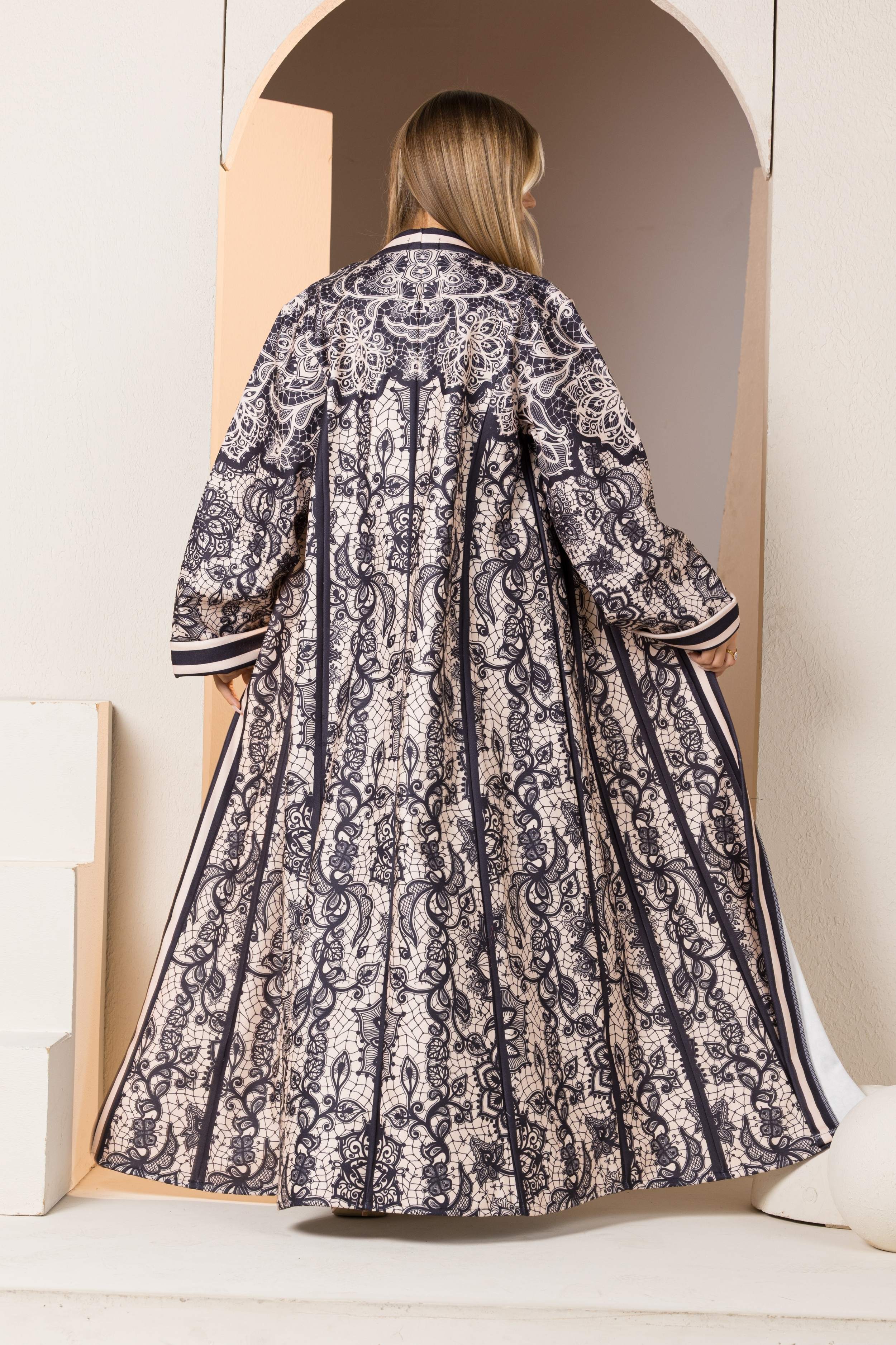 Lace charm cardigan / kaftan