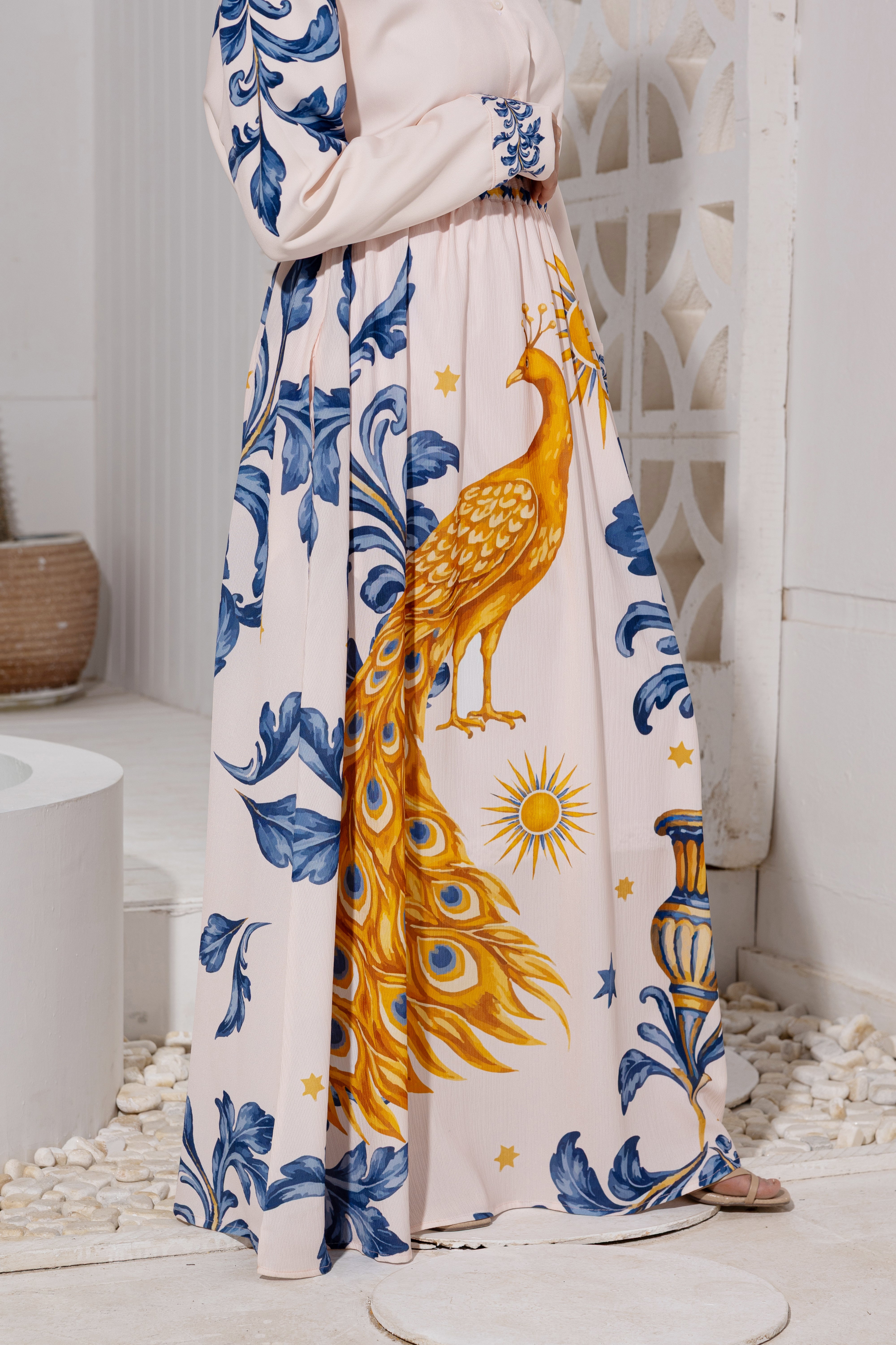 Queen skirt